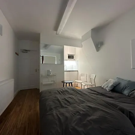 Santry Apartman *